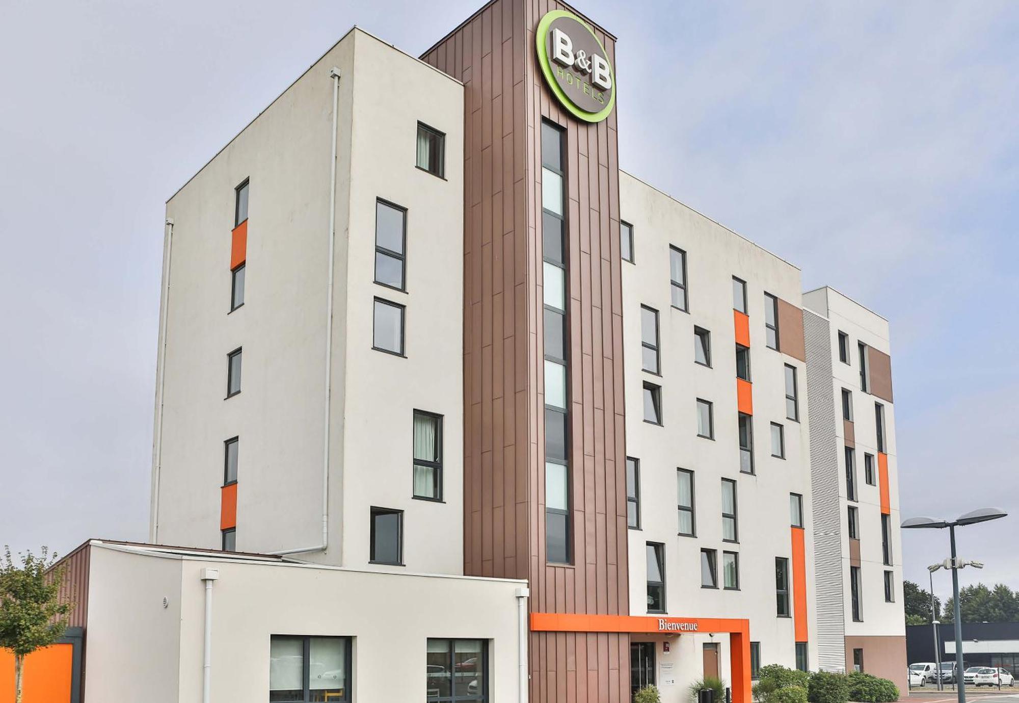 B&B Hotel Les Herbiers Exterior foto